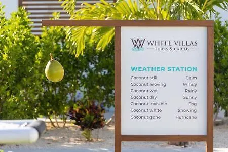 Oceanside 2 Bedroom Luxury Villa With Private Pool, 500Ft From Long Bay Beach -V8 Turks og Caicos Islands